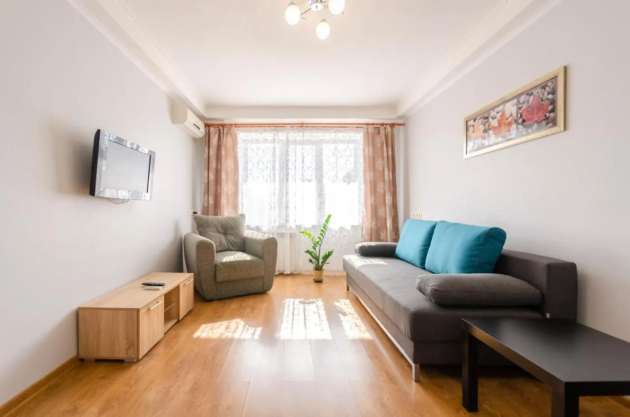 Artal Apartment Yordanska Street 22 Kyiv